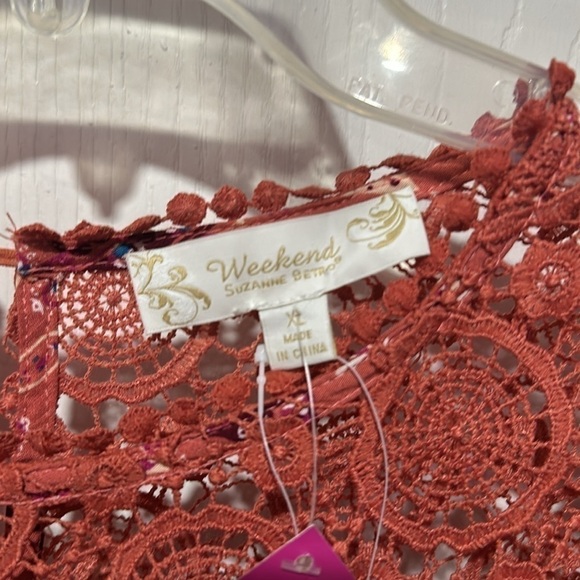 Weekend by Suzanne Betro crocheted Lace Top Blouse size XL - Picture 3 of 4